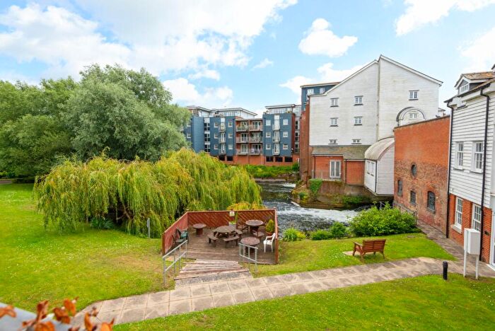 2 Bedroom Apartment For Sale In Waters Edge, Canterbury, CT1