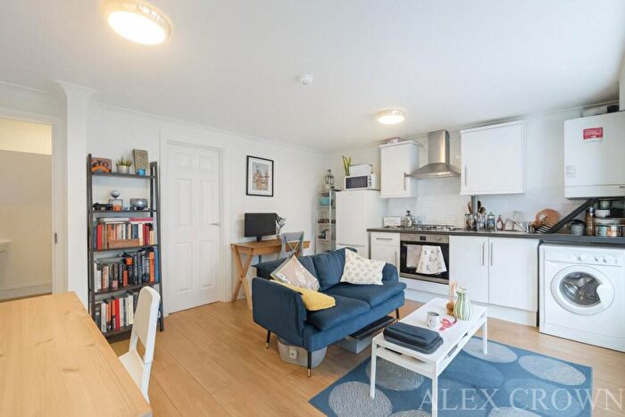 1 Bedroom Flat To Rent In Church Road, Leyton, E10