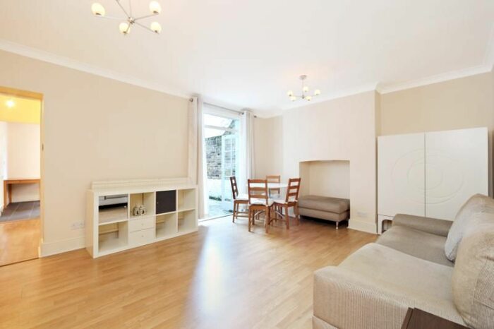 1 Bedroom Flat To Rent In Brackenbury Road, Brackenbury Village, London, W6