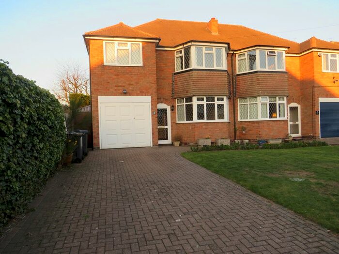 3 Bedroom Semi-Detached House To Rent In Homer Road, Four Oaks, Sutton Coldfield, B75