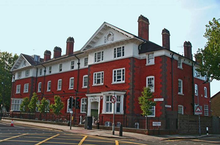 1 Bedroom Studio To Rent In Fulham Palace Road, Fulham, London, W6