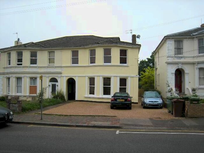 1 Bedroom Flat To Rent In Upper Grosvenor Road, Tunbridge Wells, Kent, TN1
