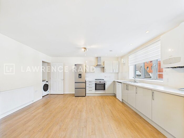 1 Bedroom Property To Rent In Loates Lane, Watford, WD17