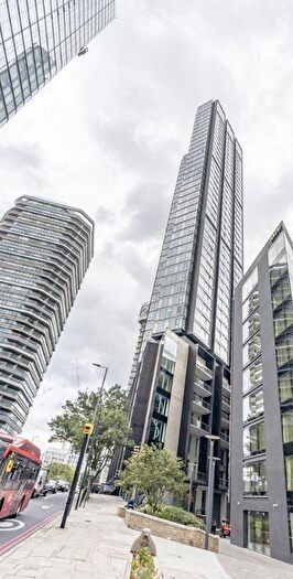 3 Bedroom Apartment To Rent In Bollinder Place, London, EC1V