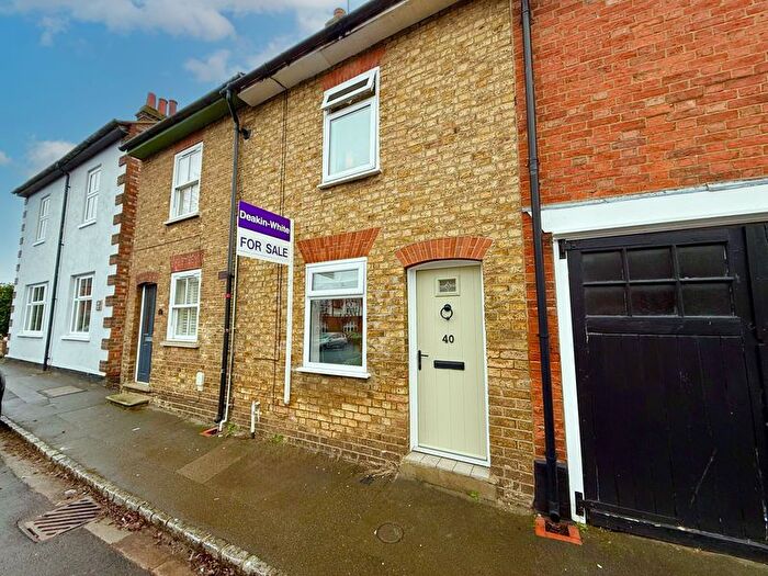 2 Bedroom Cottage For Sale In High Street, Wing, LU7