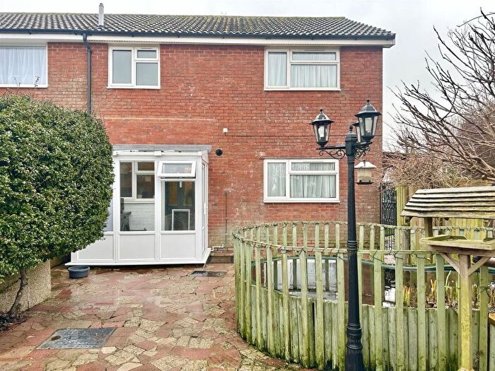 3 Bedroom End Of Terrace House For Sale In Ninfield Road, Bexhill-On-Sea, TN39