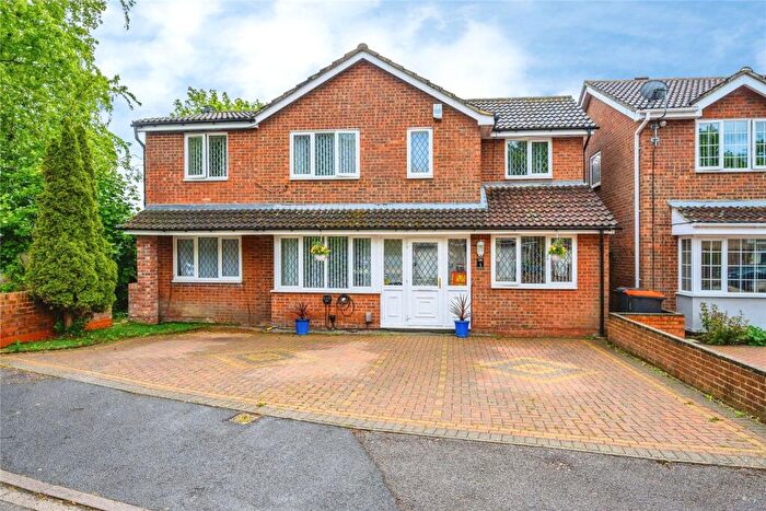 5 Bedroom Detached House For Sale In Longbrooke, Houghton Regis, Dunstable, Bedfordshire, LU5