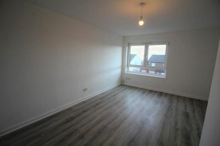 1 Bedroom Flat To Rent In Durisdeer Drive, Hamilton, ML3
