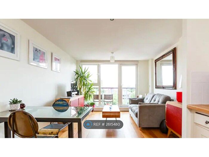 1 Bedroom Flat To Rent In Townsend Street, London, SE17