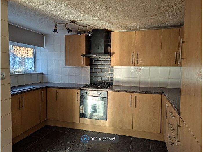 3 Bedroom Terraced House To Rent In Elizabeth Way, Basildon, SS15