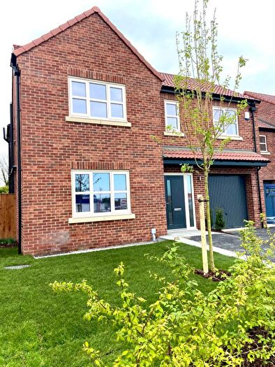 4 Bedroom Detached House For Sale In Upper Haugh, Rotherham, S62