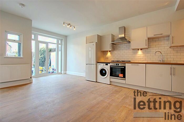 3 Bedroom Terraced House To Rent In Main Avenue, Enfield, Middlesex, EN1