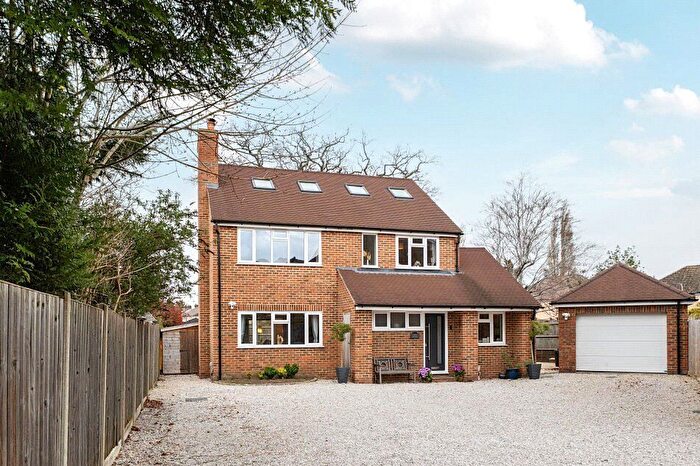 5 Bedroom Detached House For Sale In Woking, Surrey, GU22
