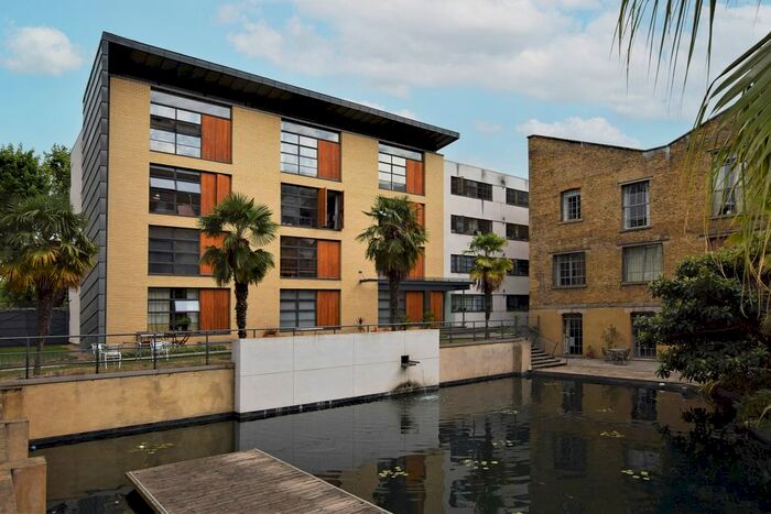 2 Bedroom Flat To Rent In Grange Road, London, SE1