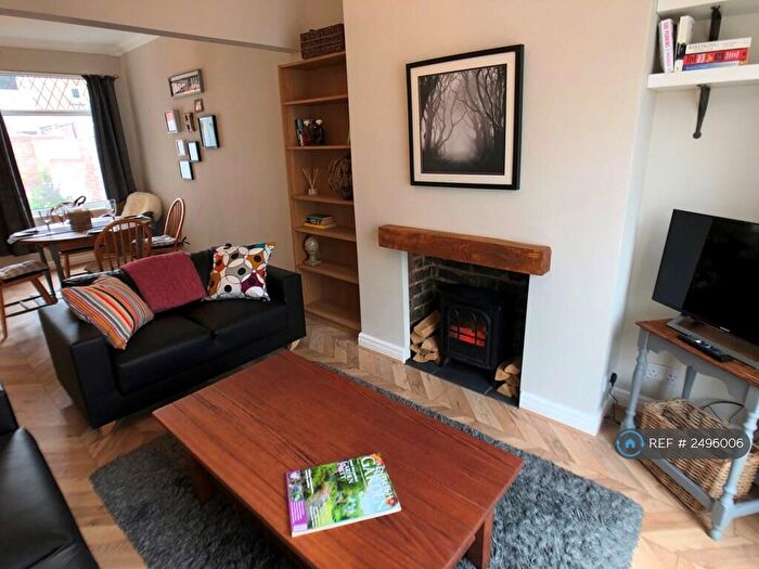 2 Bedroom Terraced House To Rent In Thoresby Street, Hull, HU5