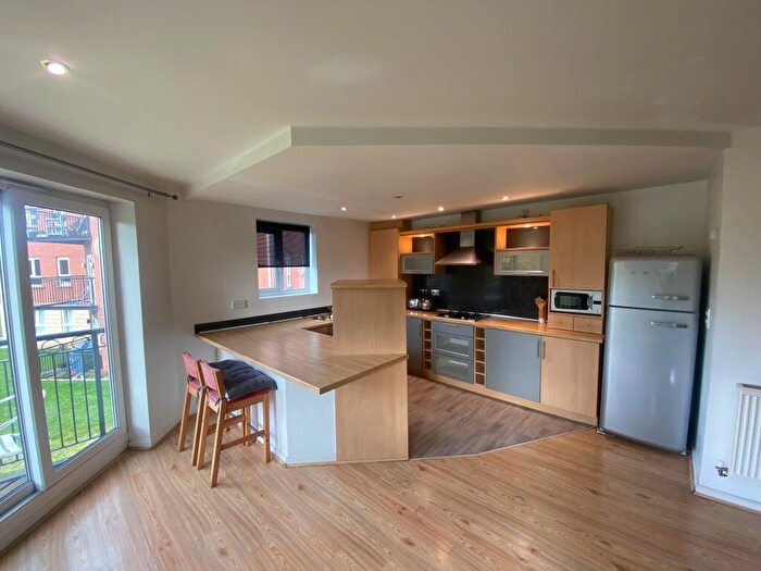 2 Bedroom Apartment To Rent In City Quay, Liverpool, L3