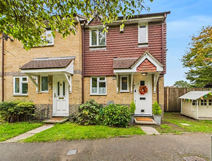 2 Bedroom End Of Terrace House For Sale In Wildfell Close, Chatham, ME5