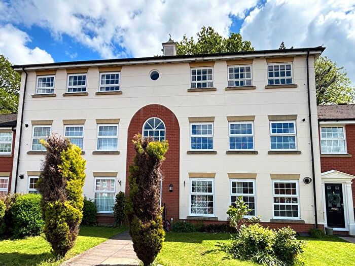 2 Bedroom Flat For Sale In Nightingale Way, Apley, Telford, Shropshire, TF1
