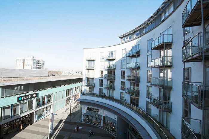 1 Bedroom Flat To Rent In The Heart, Walton-On-Thames, KT12