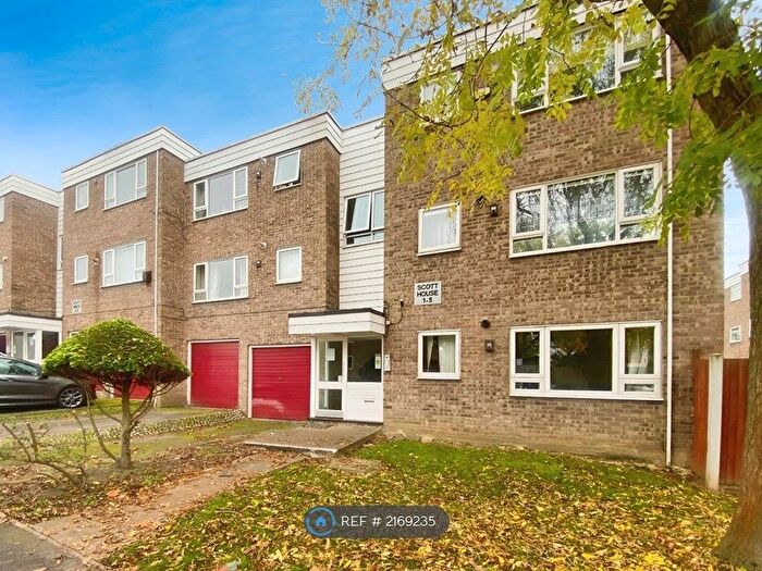 2 Bedroom Maisonette To Rent In Scott House, Hornchurch, RM11