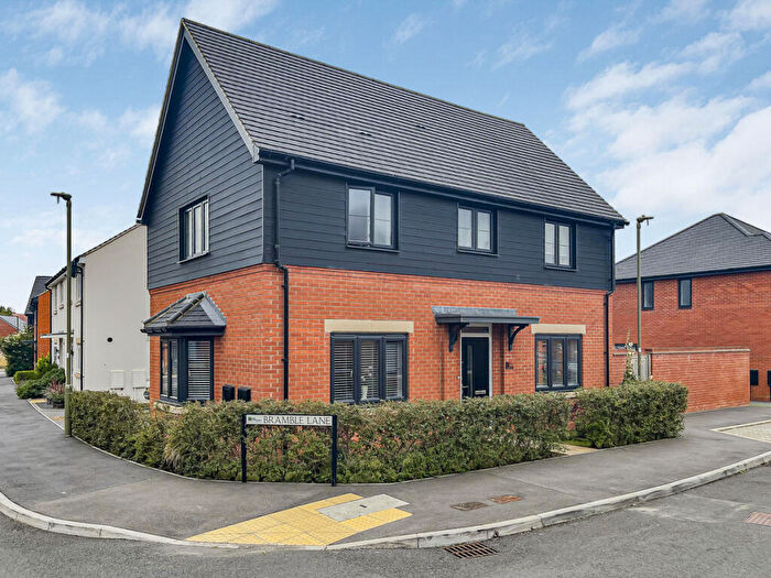 3 Bedroom Detached House For Sale In Cowslip Road, Wantage, OX12