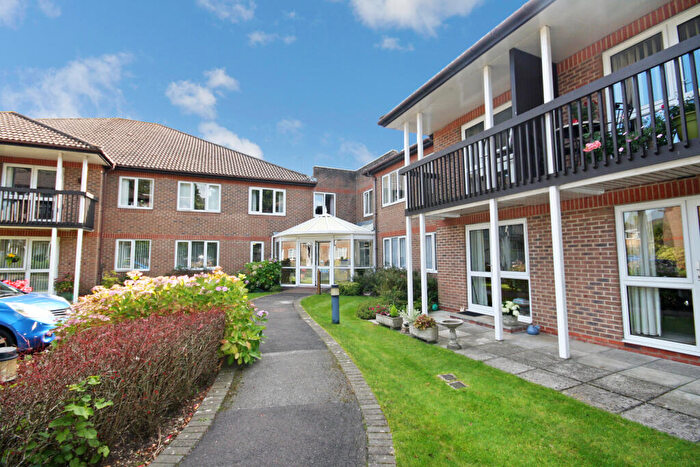 2 Bedroom Apartment For Sale In St Marys Mews, Ferndown, BH22