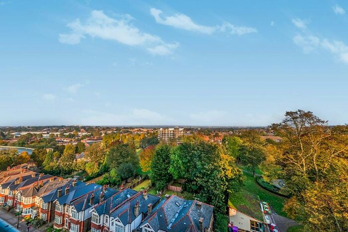 1 Bedroom Flat To Rent In Throwley Way, Sutton, Surrey SM1