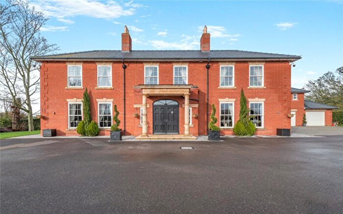 4 Bedroom Detached House For Sale In Chestnut House, Tinkle Street, Grimoldby, Louth, LN11