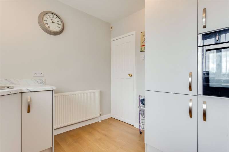 3 Bedroom SemiDetached Bungalow For Sale In White Lee Road, Batley