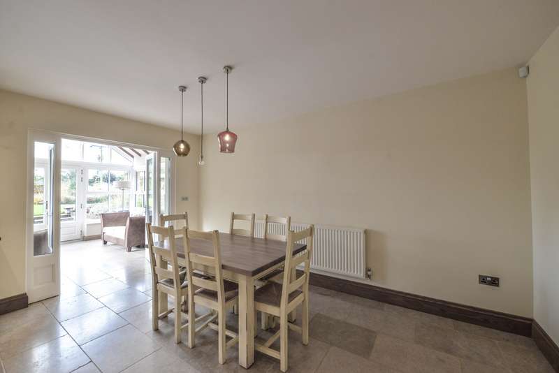 4 Bedroom Property For Sale In Close Lane, Alsager, Stokeontrent, ST7