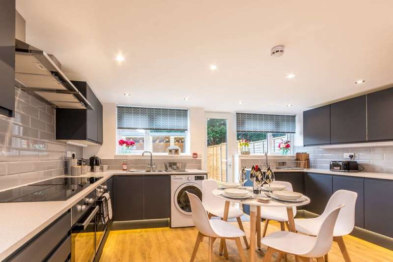 8 Bedroom Terraced House To Rent In Queens Drive, Stoughton, GU2