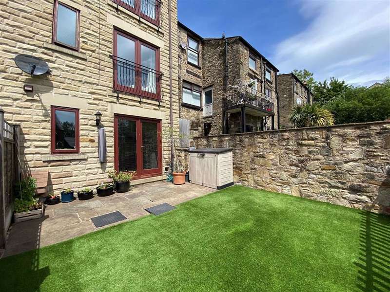 4 Bedroom End Of Terrace House For Sale In Albion Road New Mills High 4-bedroom-end-of-terrace-house-for-sale-in-albion-road-new-mills-high