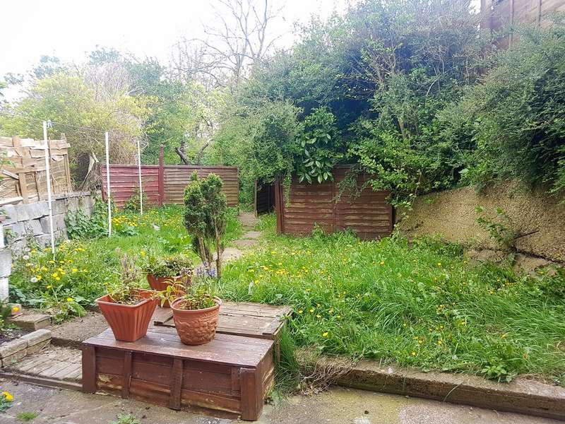 2 Bedroom SemiDetached House To Rent In Pamela Place, Leicester, LE4