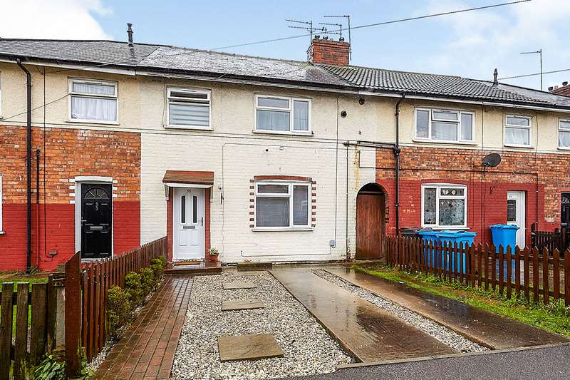 3 Bedroom House For Sale In The Quadrant, Hull, East Yorkshire, HU6