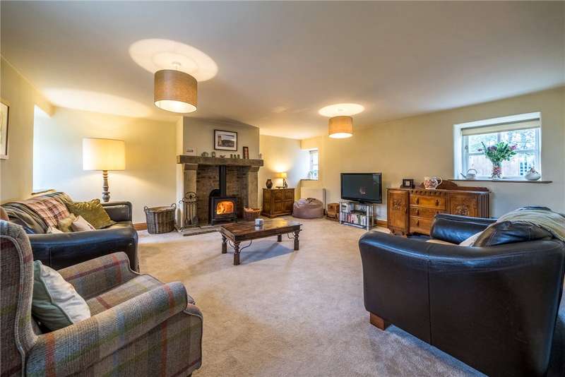 4 Bedroom Unique Property For Sale In Clifton Lane, Newall With Clifton