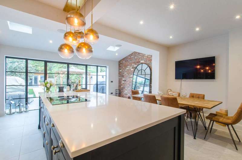 4 Bedroom Semi-Detached House To Rent In Le May Avenue, Grove Park, SE12