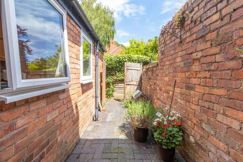 3 Bedroom Terraced House For Sale In Widney Road, Bentley Heath, B93