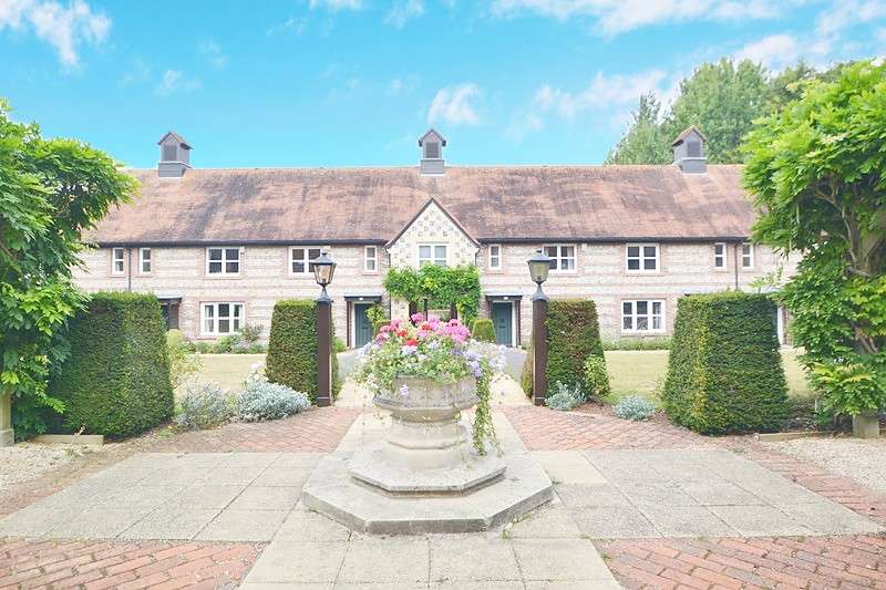 2 Bedroom Retirement Property For Sale In Earls Manor Court