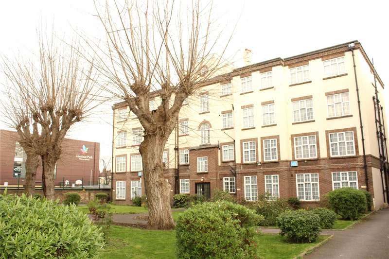 Maisonette Flat To Rent In St. James's Road, Croydon, Surrey, CR0