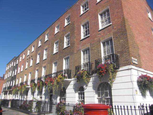 Flat To Rent In North Gower Street, Euston, London, NW1