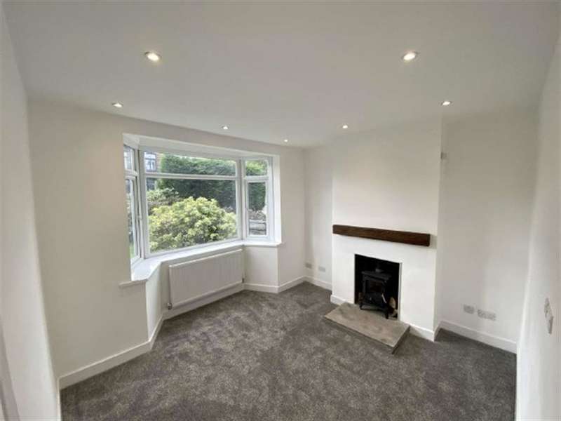 3 Bedroom Semi Detached For Sale In Cheetham Hill Road, Dukinfield, SK16