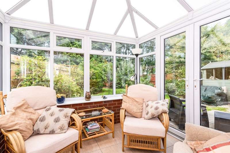 4 Bedroom Detached House For Sale In Clos Tir Twyn, Ystrad Mynach