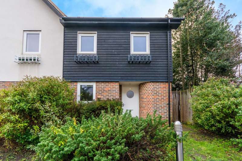 3 Bedroom Semi-Detached House To Rent In Oak Tree Gardens, Guildford, GU1