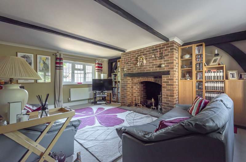 5 Bedroom Detached House For Sale In Pulborough Road, Storrington, RH20