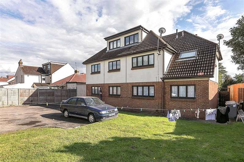 3 Bedroom Flat To Rent In Rugby Avenue, Wembley, HA0