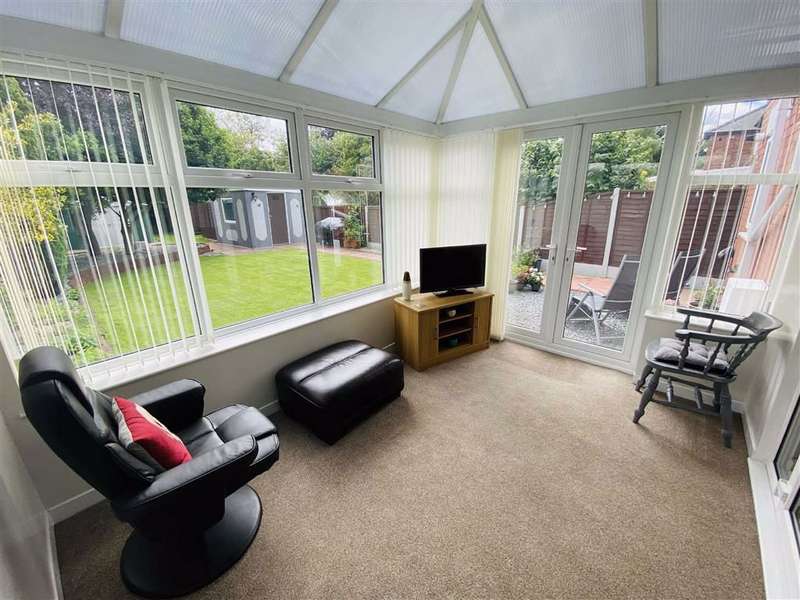 3 Bedroom SemiDetached House For Sale In Westfield Avenue, Goole, DN14