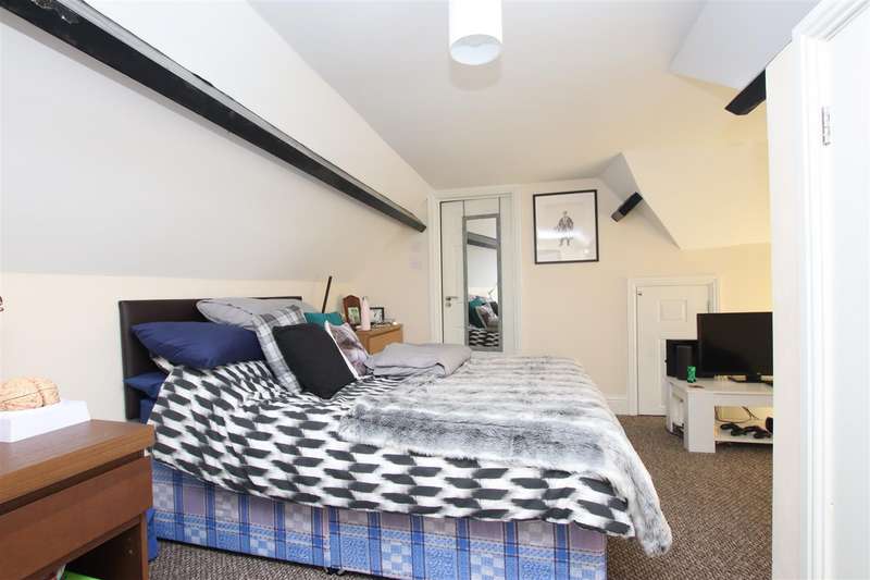 4 Bedroom Property To Rent In Downleaze, Stoke Bishop, Bristol, BS9