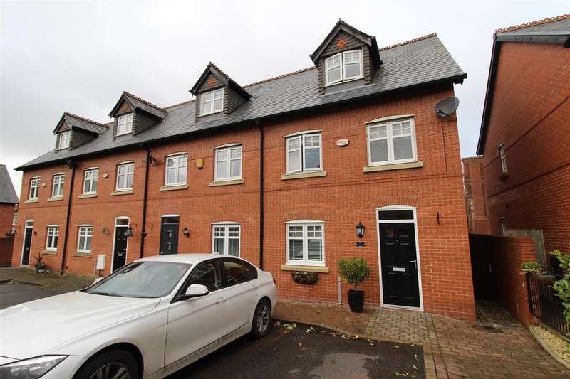 4 Bedroom Town House For Sale In Alden Close, Standish, Wigan, WN1