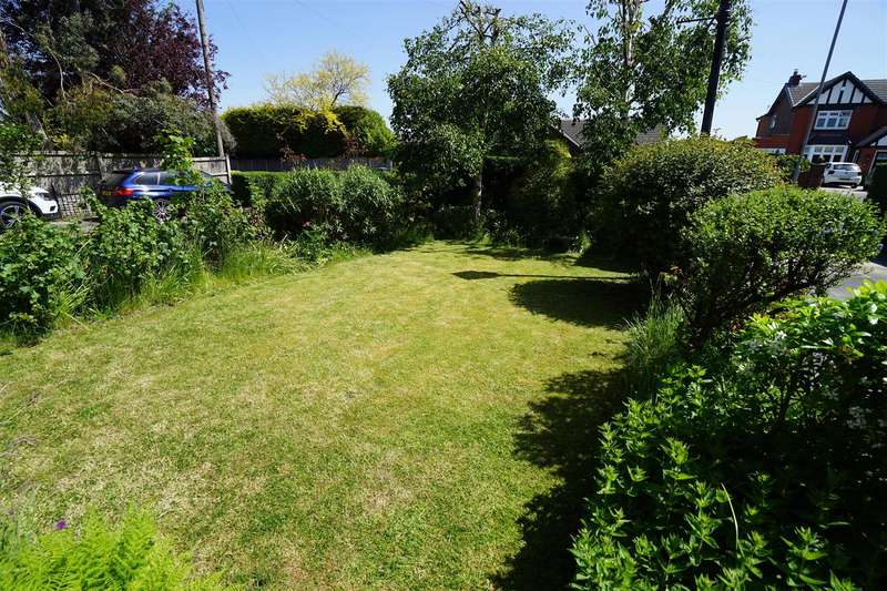 3 Bedroom Semi Detached For Sale In Preston Road, Coppull, Chorley, PR7