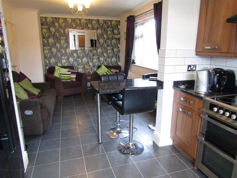 5 Bedroom Detached House For Sale In Pine Tree Avenue, Scotter